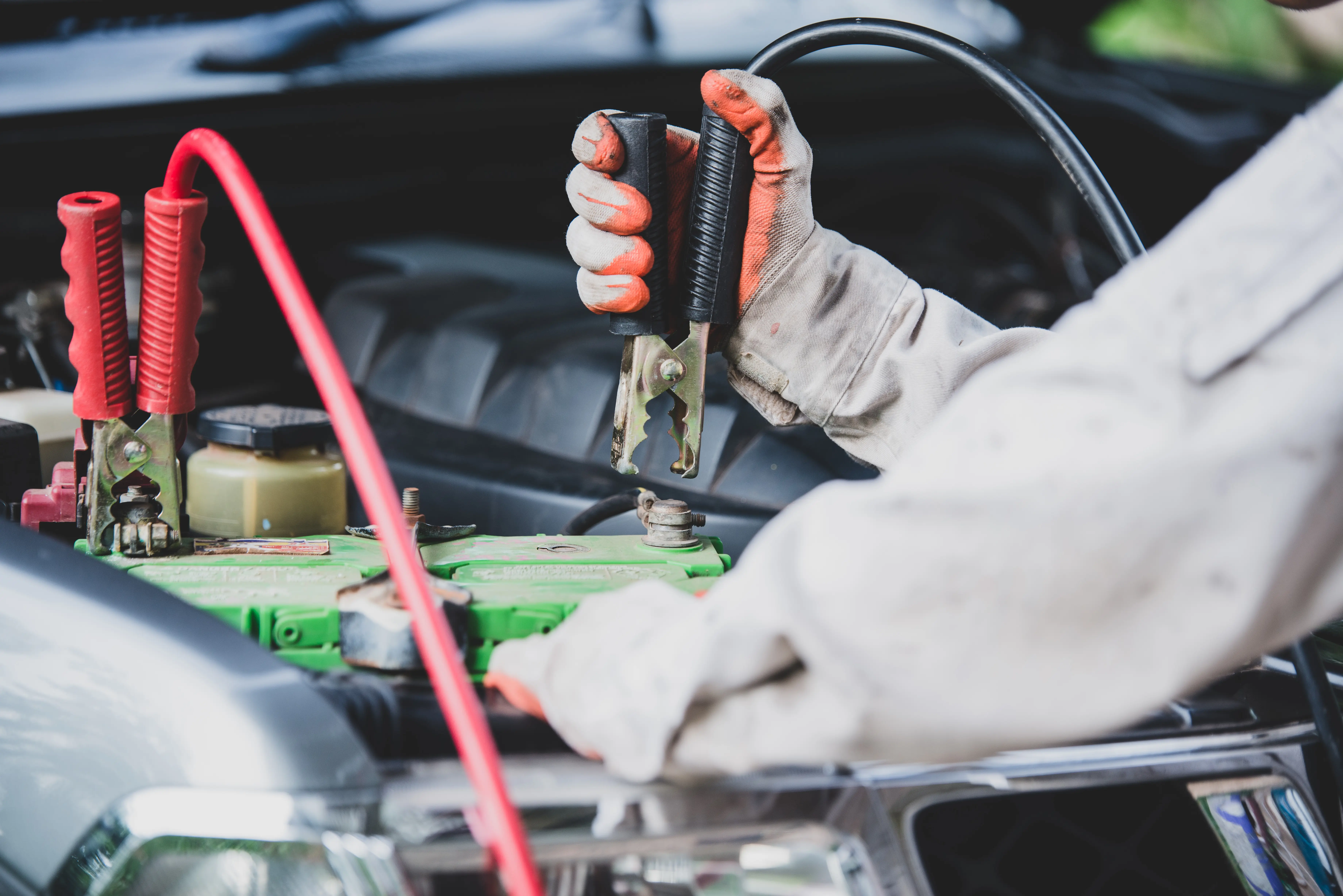 Car Battery Replacement in Dubai